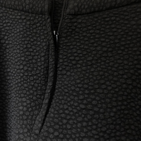 Flirty Skirt! - Picture 4 of 4